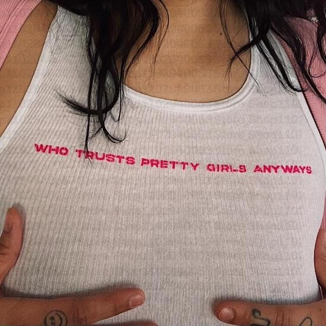 T-shirt manches courtes femme, - Y2K Graphic Baby Tee Crop avis et prix