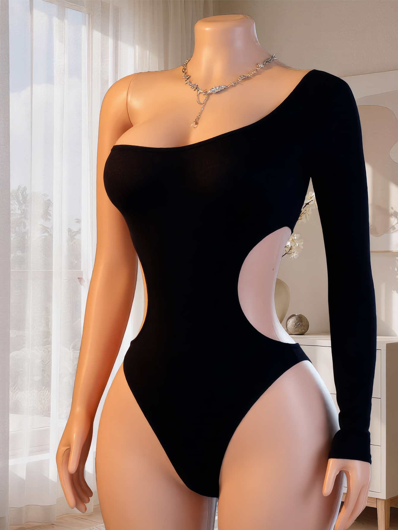 Body asymétrique à manches lon - Lingerie avis et prix